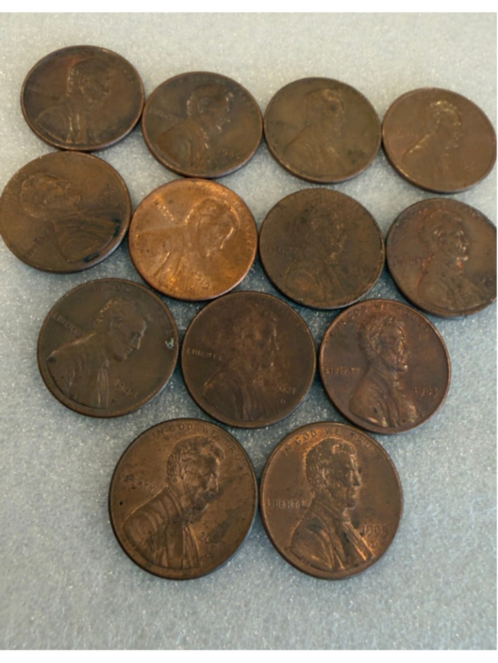 13 US Lincoln Pennies Lot - Vintage Pre-1982 Solid Coppers & Mixed Zinc Cents